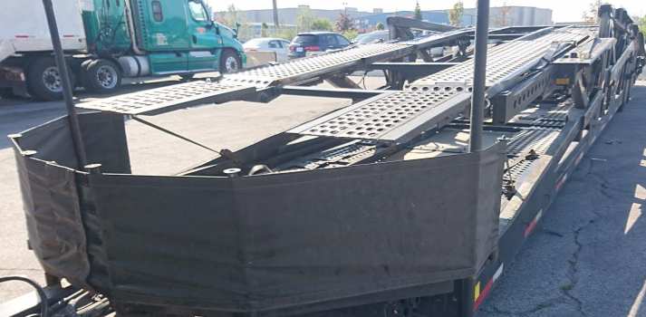 Tarps used on car carriers to prevent stone chips